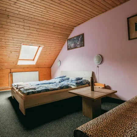 Lägenhet Kacenka-1 By Interhome Desná