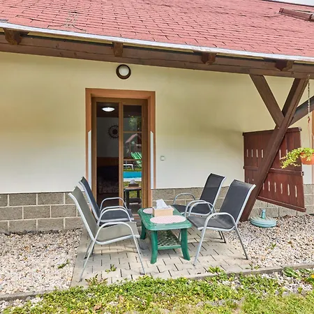 Kacenka-1 By Interhome Lägenhet Desná